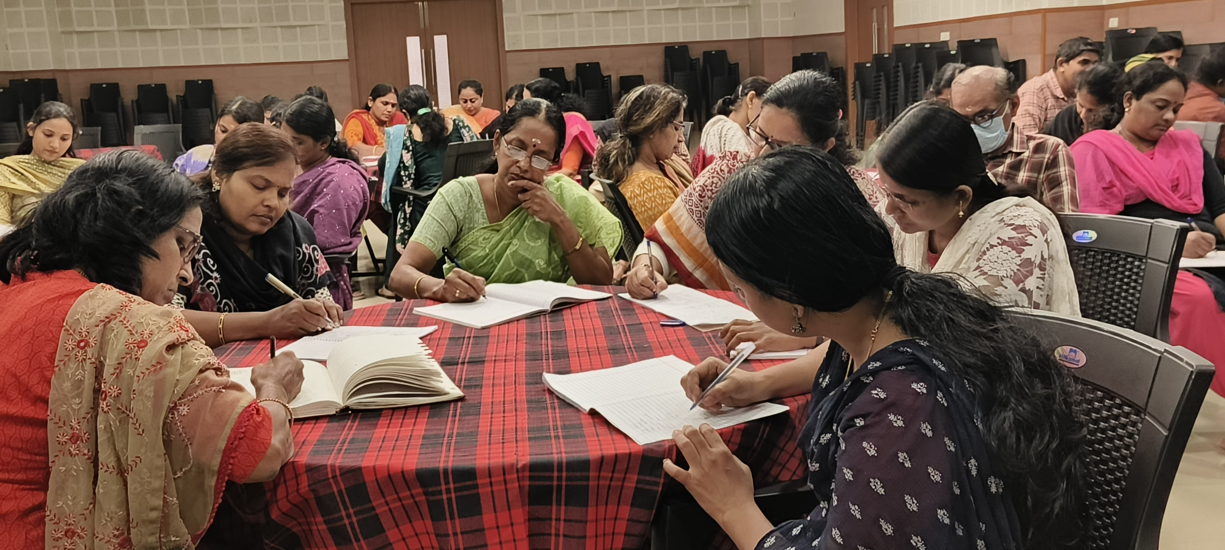 Gallery bottom wide image